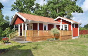 Awesome Home In Löttorp With Kitchen